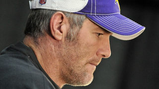 Massage Therapists Sue Brett Favre For Sexting